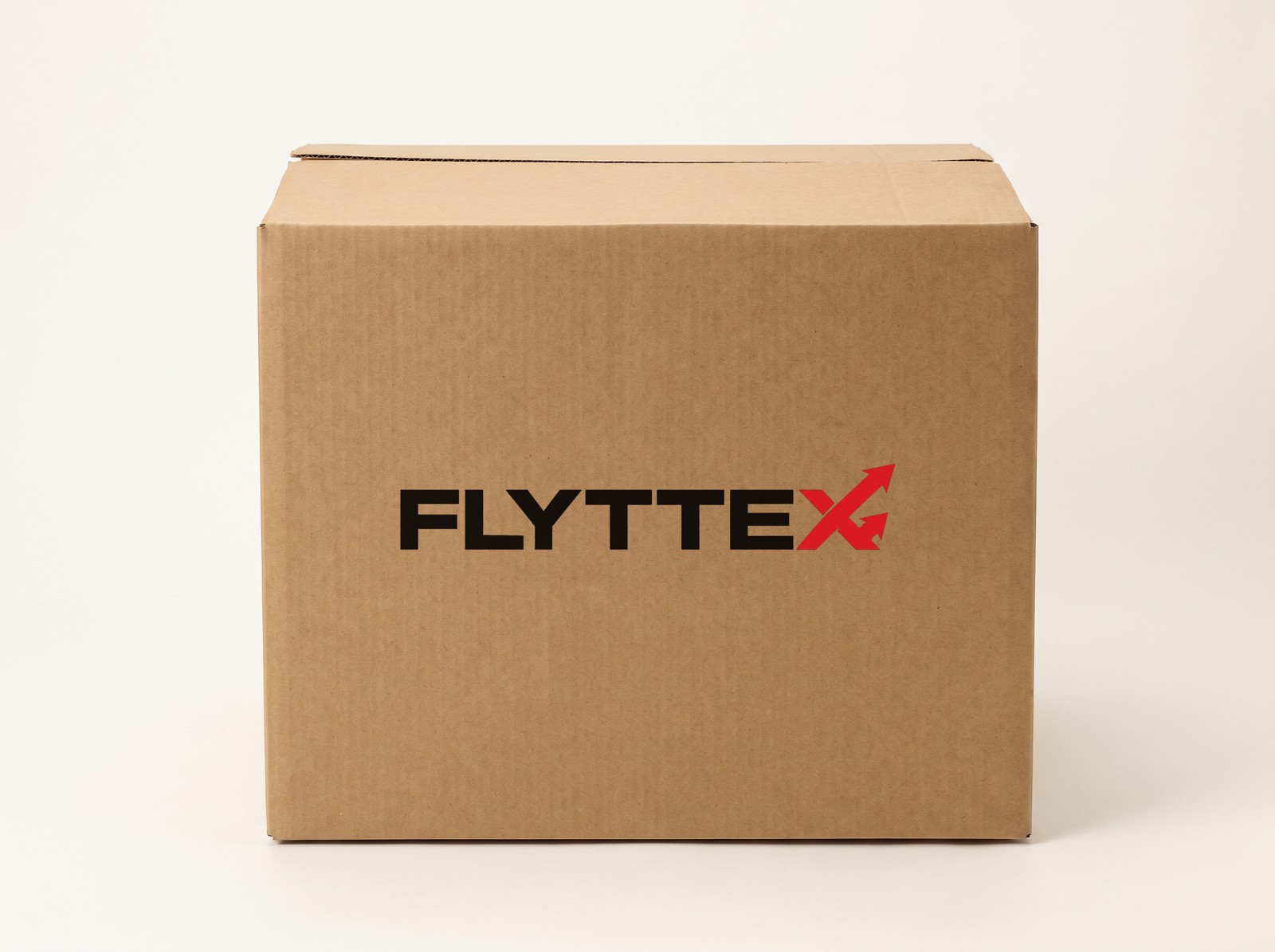 FlytteX-merket flytteeske i brun papp med logoen trykt på siden